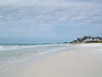 Bermuda Bay Club Un 26 Across Heated Pool n Spa, Beach Access, Nicely Decorated - ビーチサイド