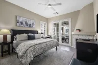 Have Fun and Relax at Luxury Legacy Villa. Family Friendly or Great for Couples! - balcony