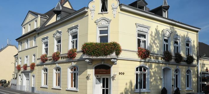 Hotel Restaurant Zur Post Hotels in Bonn