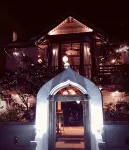Garden Yard Inn Chiangmai - Hostels