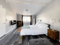 Blocks from River & DT Missoula! University apt now offering mid-term rentals!