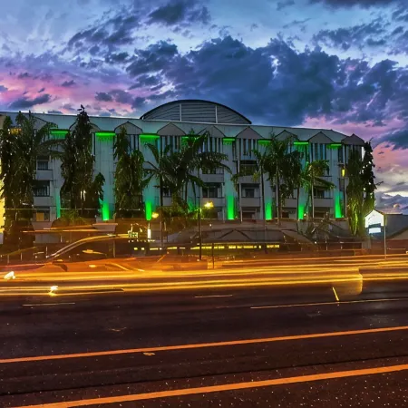 Cairns Sheridan Hotel