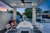 Luxury Escape: Pool, Hot tub, Mini Golf & More! - 무료 와이파이