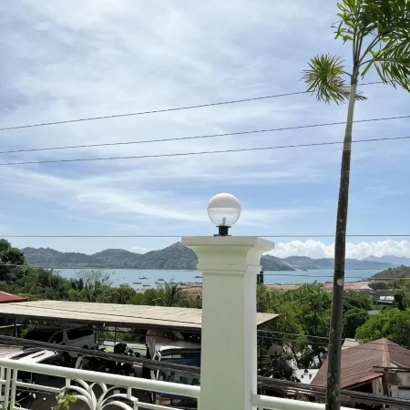 Oceana Bay Coron