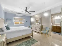 Beachfront 4 Bedroom Luxury Villa with Pool, Chef, Butler Hotels in Saint Ann's Bay
