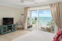True Beachfront! Walk Out to White Sand & Turquoise Water-102 - 홈스테이