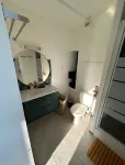 Cosy apartment with balcony + parking - quiet 2 steps from downtown - 2-Star
