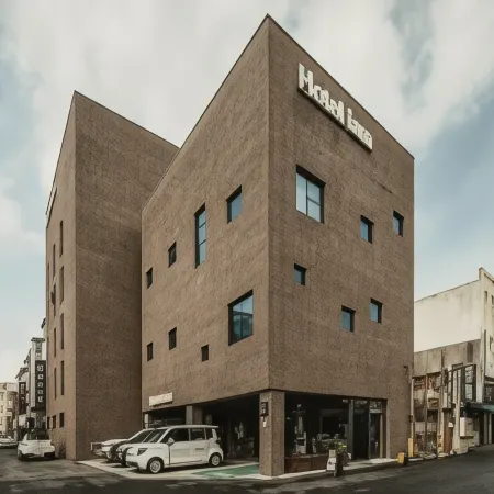 Hotel IAM