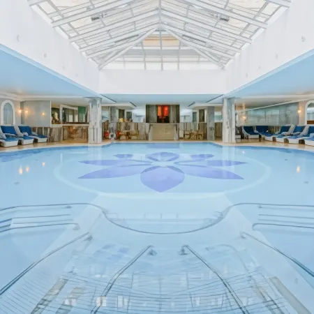 Tsar Palace Luxury Hotel & SPA (Царь Палас)