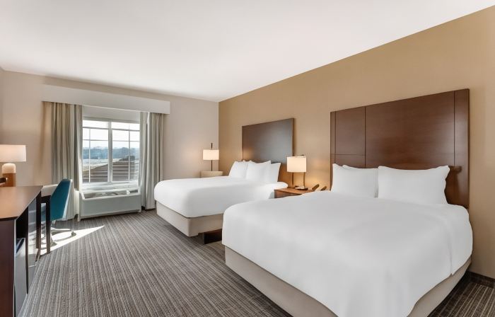 Comfort Inn & Suites Verona at Turning Stone Resort Casino