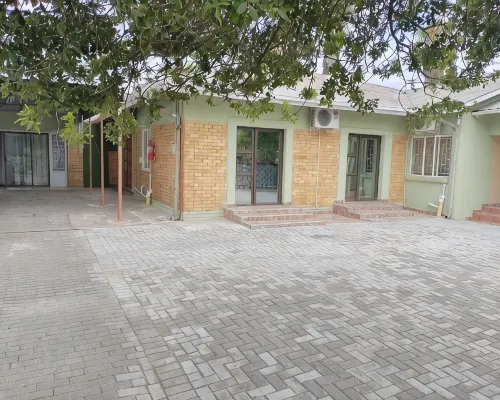 Laroza Guest House Hotels in Rustenburg