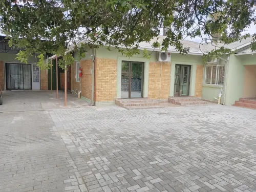 Laroza Guest House