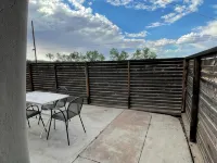 Dickson Casita - Private Guesthouse in Marfa, Texas Các khách sạn ở Marfa