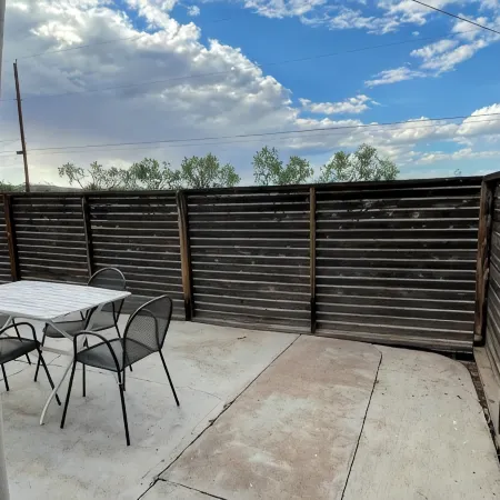 Dickson Casita - Private Guesthouse in Marfa, Texas
