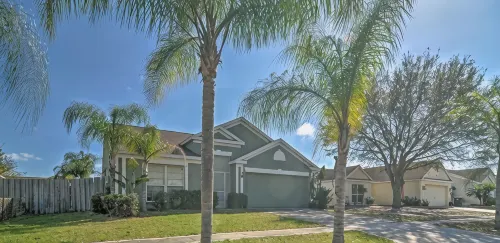 Apollo Beach Retreat Pet-Friendly 3Br w/ Private Heated Pool, Preserve & Beaches