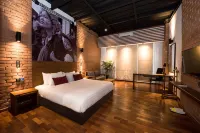 The Loft Yangon - Balkon