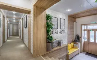 Trips Hotel - Inns