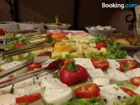 Triada Hotel Taksim - Special Category - sarapan