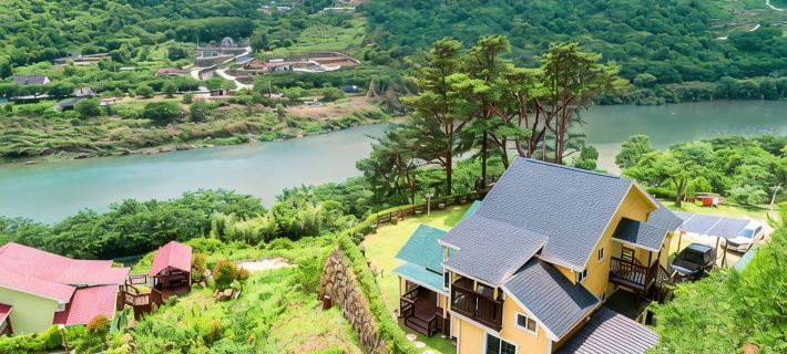 Gurye Seomjingang View Pension Hotels in Gurye