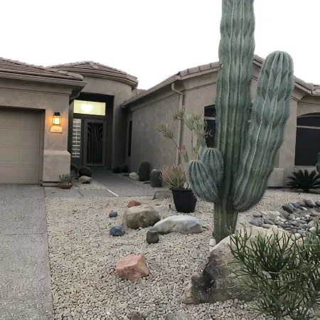 Luxury 4 Bed,  4 Bath with Heated Pool, Spa Outdoor Kitchen & Putting Green