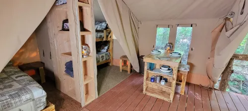 Glamping in the Smokies--Private 5 Acres--Lake Access....