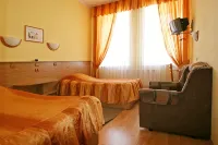 Lion Hotel - parking