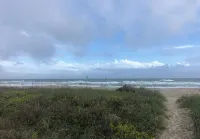 Emerald Mermaid cozy studio apt private beach access including parking & shower - 3성급