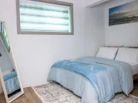 Comfy 2BR Guest Suite in Leduc 12 Mins to YEG Airport Hotels in Leduc