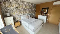 Large villa, private swimming pool, lagoon, beaches and 4 golf courses nearby