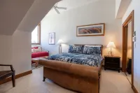 Spacious Bi-Level 3 Bedroom Plus Loft Condo in the Heart of Beaver Creek Village - balcony