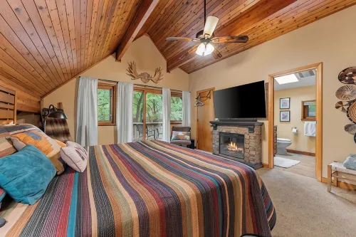 Lake Lodge 4-bedroom private setting - 무료 와이파이