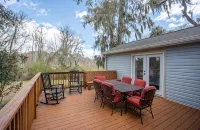 Renovated: 6 min to Parris Island - 10 min to downtown - Family Gem - Beach Pass - 4 étoiles
