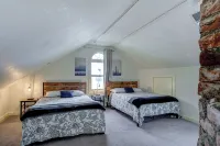Dunsmuir Adventure House ~ Spacious family getaway - Wifi