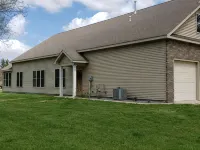 Spacious, rural apt w/outdoor amenities - close to Shipshewana and Toll Road - 3-Star