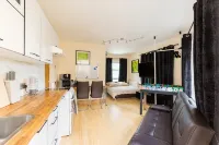 Umbrella Properties Apartment Birmingham - Condos