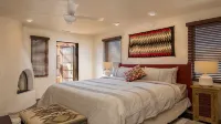 Luxury 3-bdr, 3-bath condo 3 blocks from Plaza downtown with underground parking - Jacuzzi