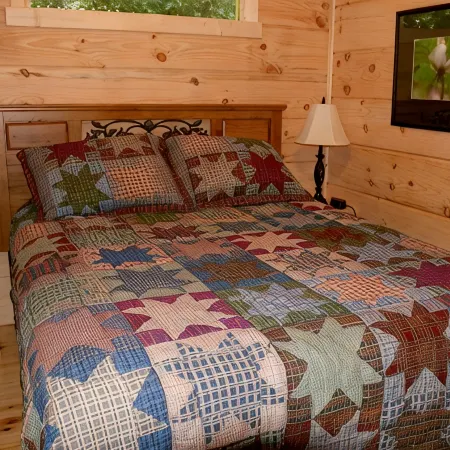 Romantic Cabin at Beautiful Lake Lure!