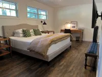 Cozy Lakeside Cabin in Melrose Hotels in Bradford County