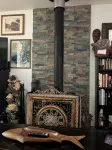 Peaceful Warm Cozy Country Cottage Nestled Beneath the Mountains, Woodstove - 3-Star