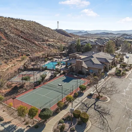 Brand New 2 bed 2 bath ground floor condo, in the Terra resort at Coral Canyon.