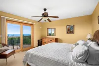 Lake Views Throughout. Next to Golf, Hiking, Biking Trails and Winery. - balcón