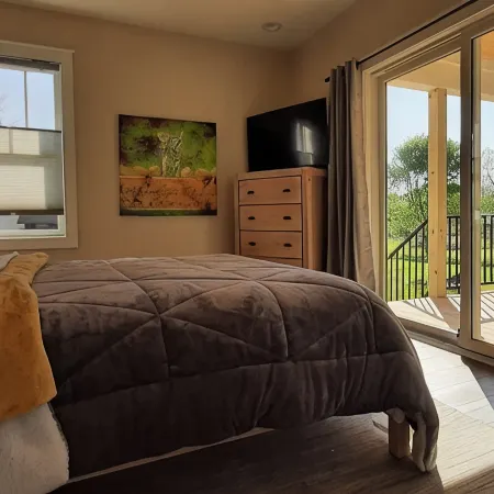 Getaway and relax!  Enjoy the James River with mountain views!