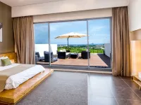 Lucid M Hotels near Hamel Monument