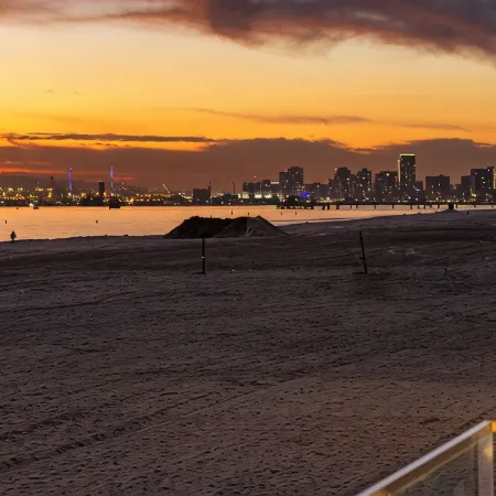 BEACH FRONT DREAM