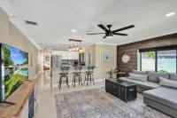 Romantic Retreat w/ Private Pool. Near Las Olas - Romantic