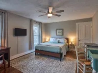 Carillon Cottage - Modern Comfort & Vintage Design Hotels in Kettering