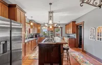Historic 200 year old 3-bedroom log house with WiFi and AC in charming Winesburg - 3-Star