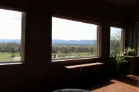 Spacious house with amazing mountain views in the Potato Hills - Mountain view