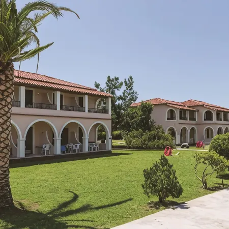 Kamari Apartments