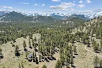 Cabin Retreat • Updated • Rocky Mountain Views • Backs to Rocky Mountain Park!!! - Alphydda